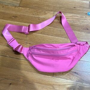 Steve Madden Hot Pink Nylon Crossbody Belt Bag